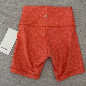 Lululemon Wunder Train HR Short 6”